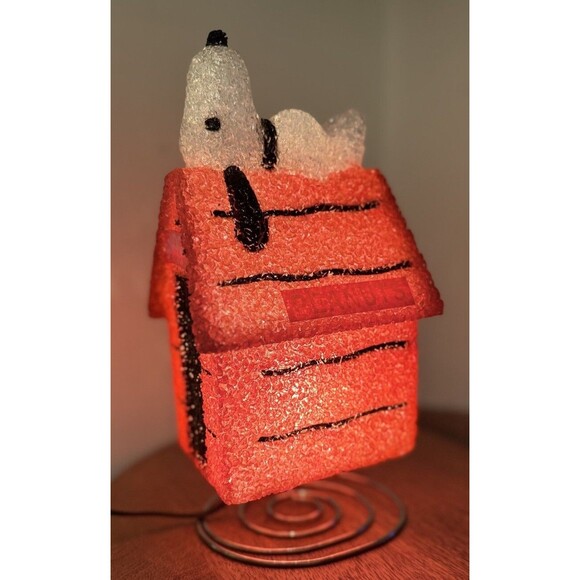 Vintage Peanuts EVA Popcorn Lamp Snoopy Dog House Night Light Works - Picture 2 of 8